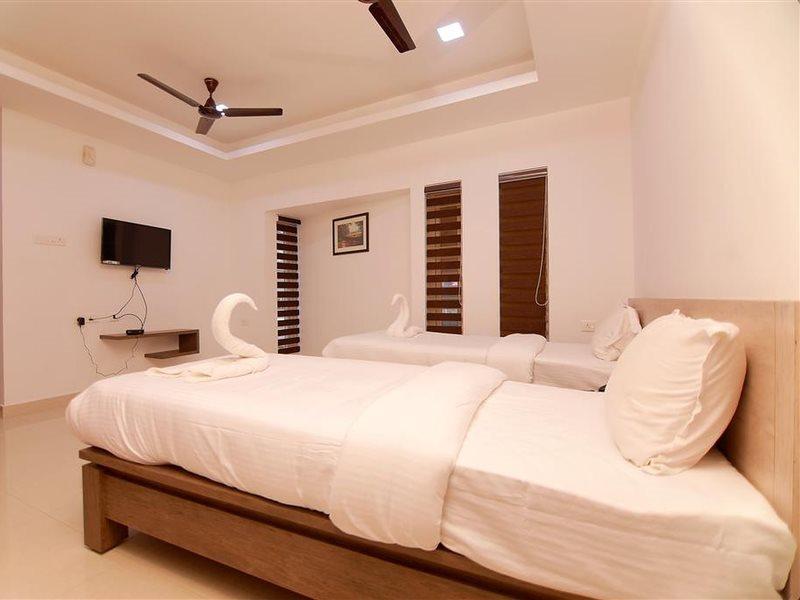 Chandra Inn Коллам Экстерьер фото